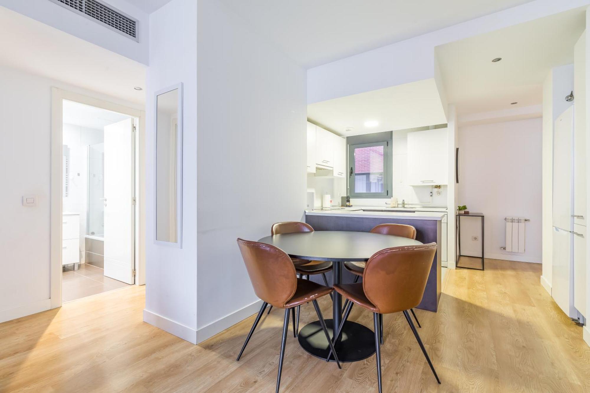 Caterina Pacifico Apartment มาดริด ภายนอก รูปภาพ