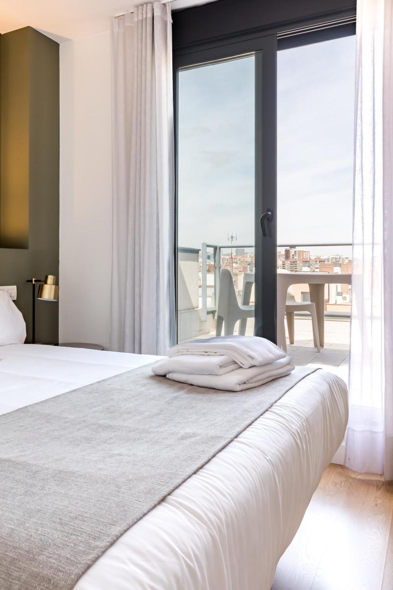 Caterina Pacifico Apartment มาดริด ภายนอก รูปภาพ